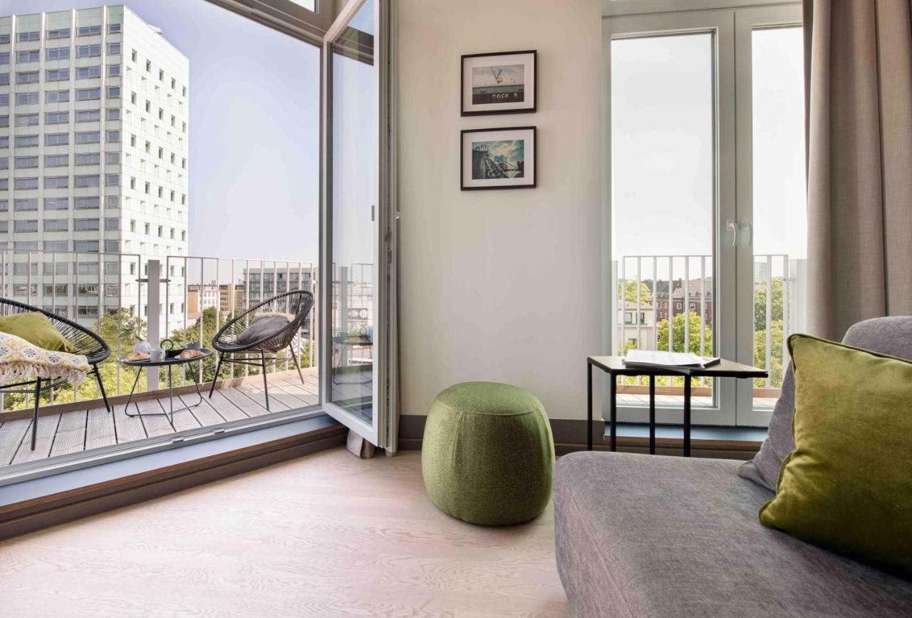 Oberdeck Studio Apartments - Adults Only Hamburg Luaran gambar A typical apartment